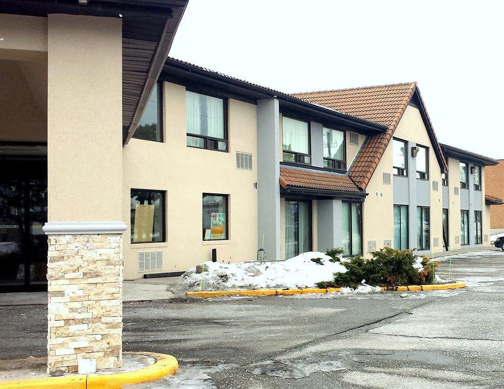 Comfort Inn Brampton Eksteriør billede